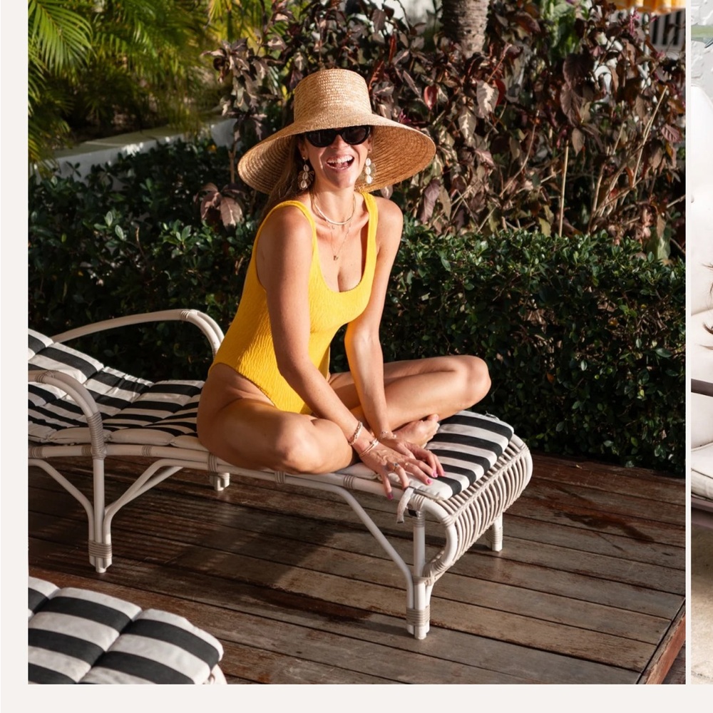 Kenny Flowers Yellow Ribbed One-Piece Swimsuit / Capri